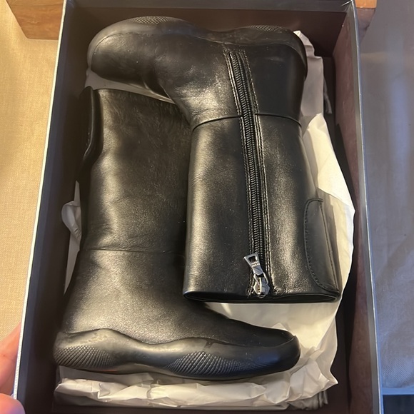 Prada kids boots - Picture 4 of 10